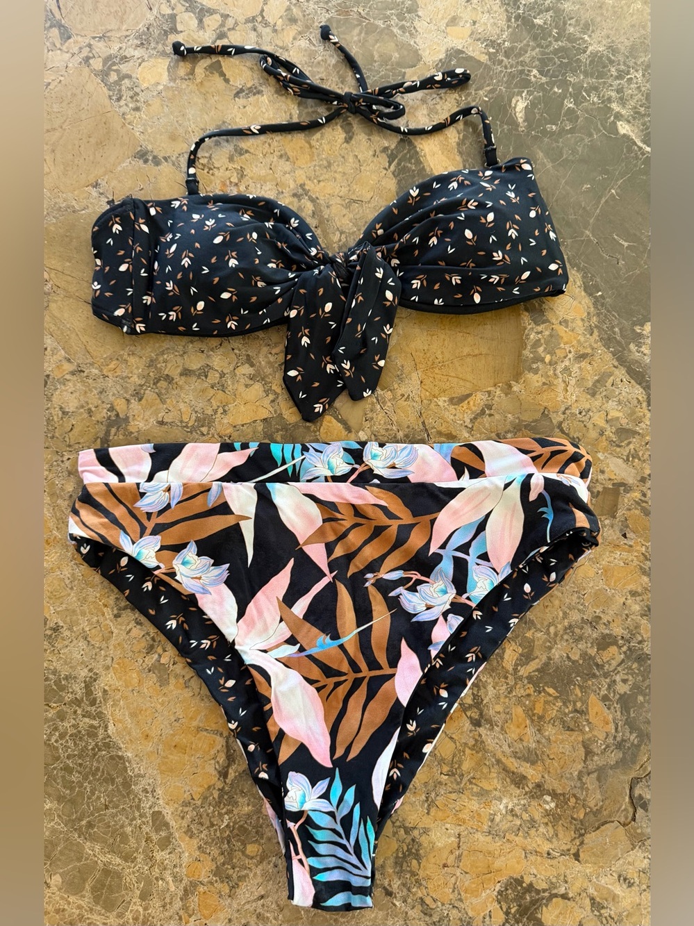 Billabong Floral Bikini Set Bandeau Top Reversible High Waist Bottoms M